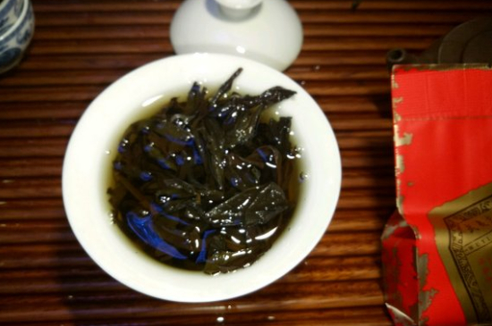 肉桂可以用紫砂壺沖泡嗎，紫砂壺能泡武夷巖茶肉桂用嗎？