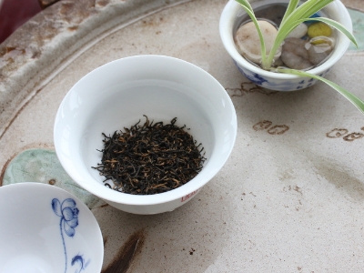 喝茶的好處和壞處分別是什么，長(zhǎng)期喝茶有什么危害？