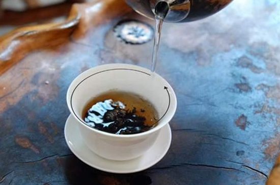 喝茶茶桌上的禮儀有哪些，泡茶待客十大禮儀不可不做！