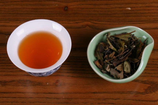 福鼎白茶能長時間悶泡嗎，老白茶可以悶著喝嗎？
