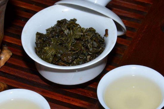 烏龍茶沖泡時(shí)間是多久，怎樣泡烏龍茶