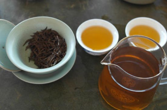 蜂蜜紅茶禁忌，喝蜂蜜紅茶的功效與禁忌
