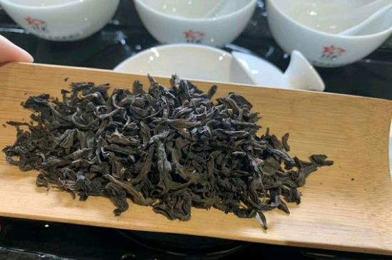 200一斤的茶葉算不算好，兩百一斤買(mǎi)的是中低檔茶