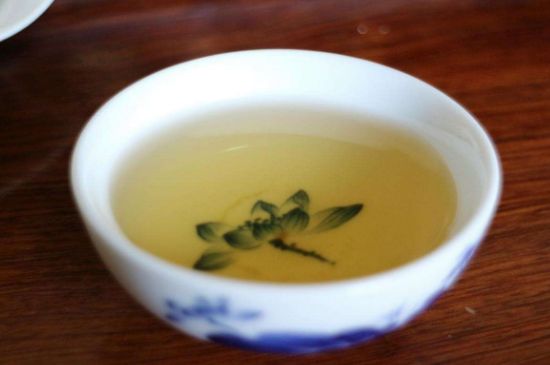 茉莉香精茶的鑒別方法，茉莉茶加香精怎樣識(shí)別？