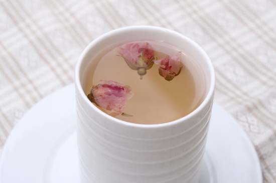 怎么判斷玫瑰花茶好不好，玫瑰花茶怎么樣鑒別