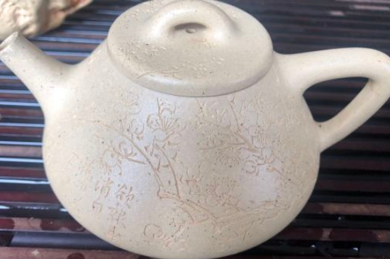新買(mǎi)的紫砂壺為什么會(huì)裂，真的紫砂壺是不是很容易開(kāi)裂？