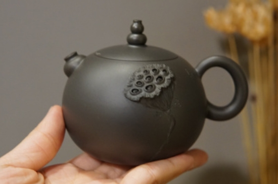 廣西欽州坭興陶可以泡多種茶嗎，坭興陶是一壺一茶嗎?