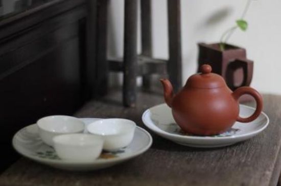 本山綠泥壺適合沖泡什么茶，紫砂壺本山綠最適合什么茶？