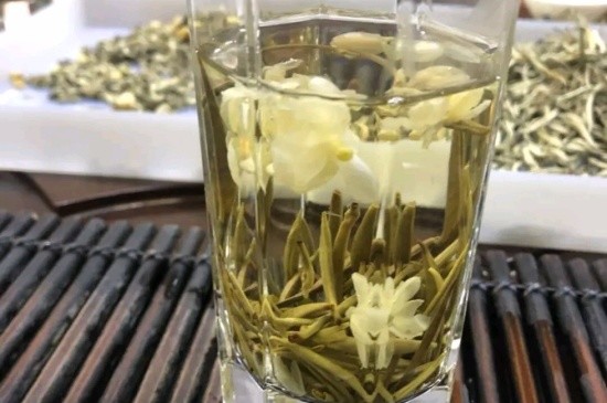 茉莉花花茶能煮嗎，喝茉莉花茶適合煮好還是泡好？