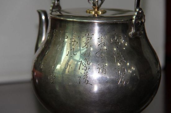 銀壺泡茶后為什么會變黑，銀壺內(nèi)膽發(fā)黑怎么辦