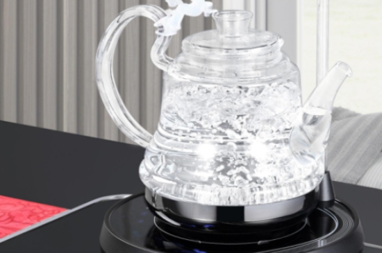 煮茶器和養(yǎng)生壺有什么區(qū)別，養(yǎng)生壺跟煮茶器哪個(gè)實(shí)用好用？