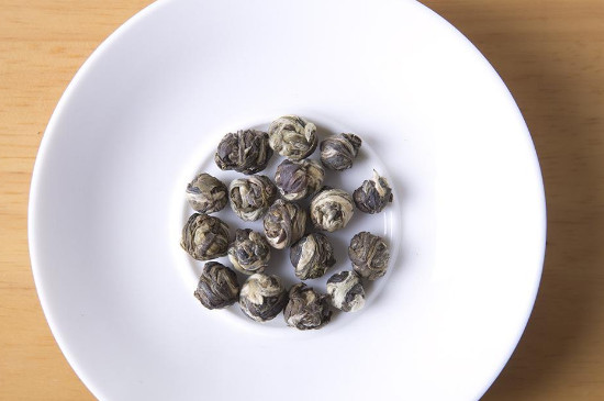 茉莉龍珠茶男人能喝嗎，男性夏季可以喝龍珠茶嗎