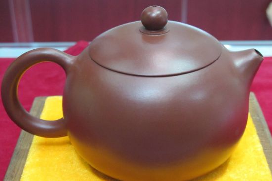 生普洱茶用什么泥料的紫砂壺，最合適生普的紫砂泥料