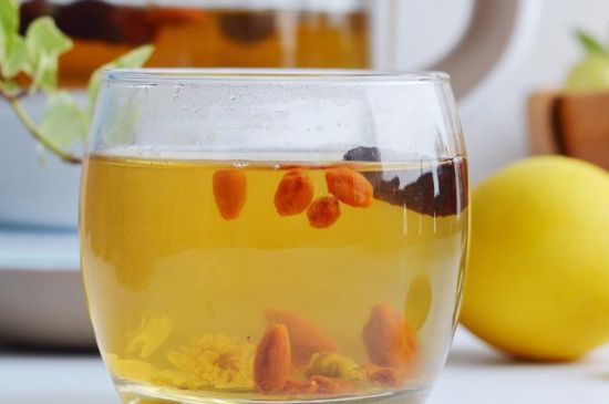 菊花茶的最佳搭配有哪幾樣，菊花茶和什么搭配喝效果好？