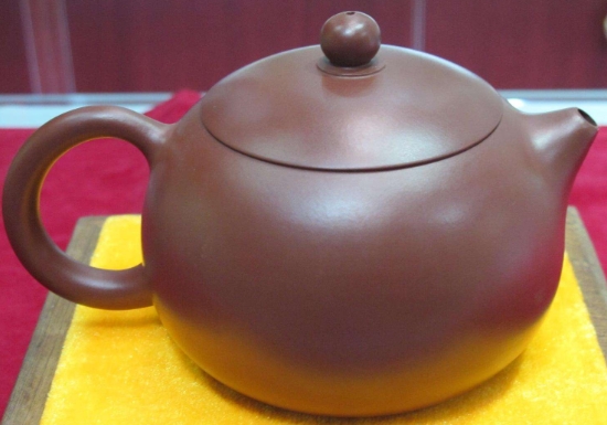 宜興紫砂壺四大經(jīng)典壺型叫什么，傳統(tǒng)紫砂四大名壺介紹