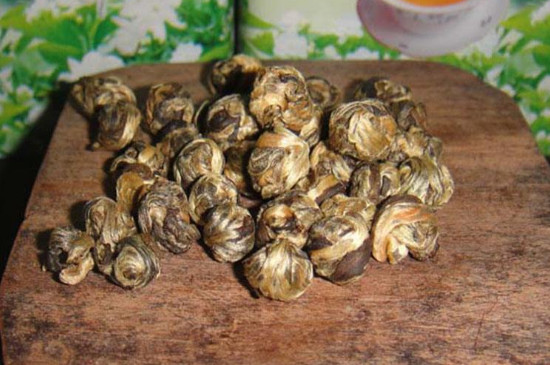 茉莉龍珠一次泡幾顆，茉莉龍珠一一杯放幾顆
