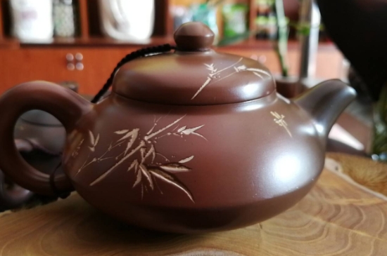 坭興陶主要泡什么茶，廣西坭興陶壺適合泡哪些茶？