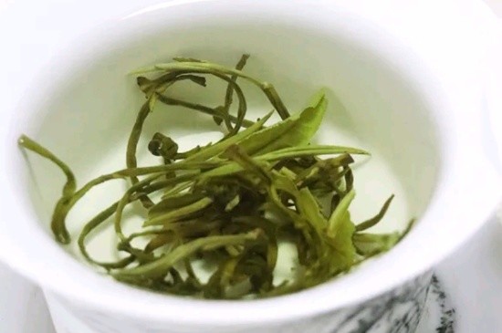 茉莉香珠跟龍珠有什么區(qū)別嗎，茉莉龍珠和茉莉香珠那個好？