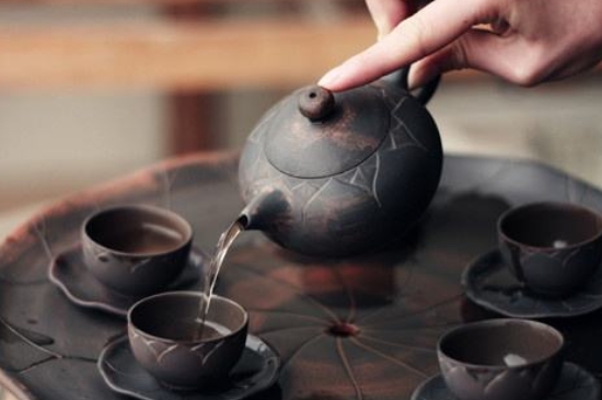 坭興陶主要泡什么茶，廣西坭興陶壺適合泡哪些茶？