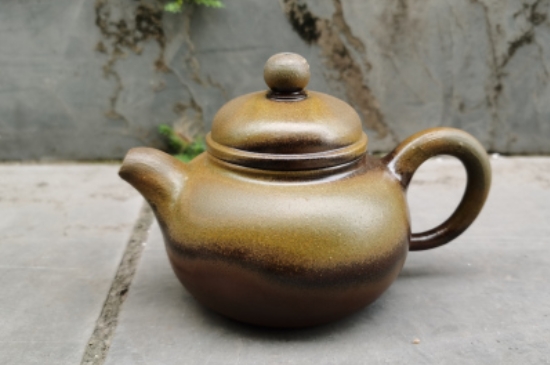 廣西欽州坭興陶可以泡多種茶嗎，坭興陶是一壺一茶嗎?