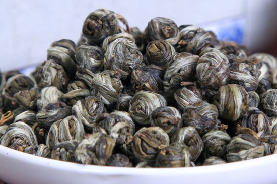 茉莉龍珠一次泡幾顆，茉莉龍珠一一杯放幾顆