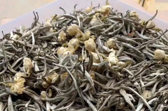 茉莉花花茶能煮嗎，喝茉莉花茶適合煮好還是泡好？