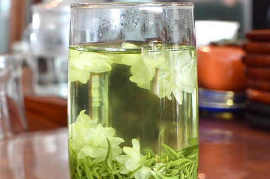 炒花飄雪是什么茶，花茶炒花是什么意思