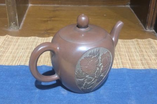 廣西欽州坭興陶可以泡多種茶嗎，坭興陶是一壺一茶嗎?