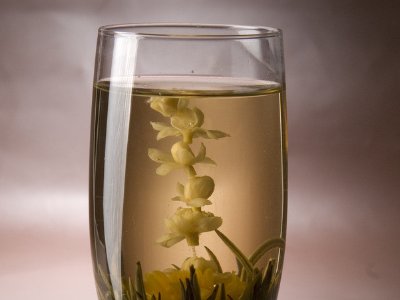 女孩喝茉莉茶的好處，茉莉花茶女生喝好嗎？