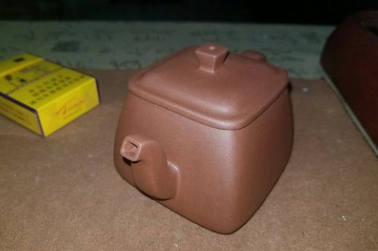 手工紫砂壺和模具壺有什么區(qū)別，快速鑒別手工壺模具壺