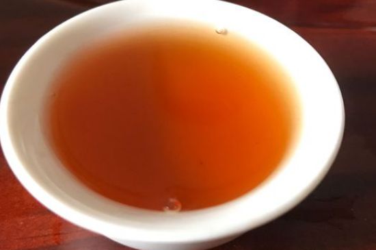正山小種喝起來苦澀有點酸對嗎，正山小種發(fā)酸有害嗎