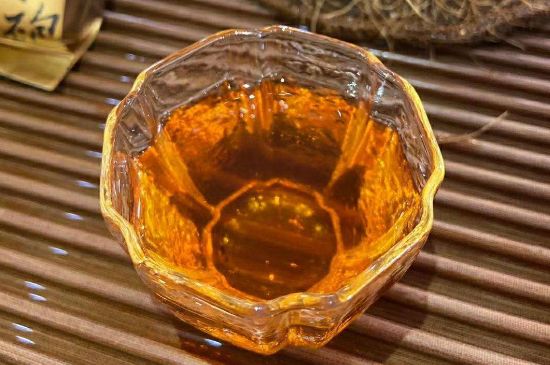 武夷巖茶大紅袍，喝起來是什么味道？