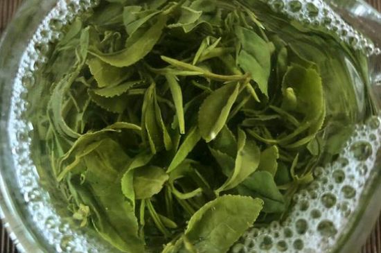 綠茶放了三年還能喝嗎，綠茶放久了喝了會怎樣