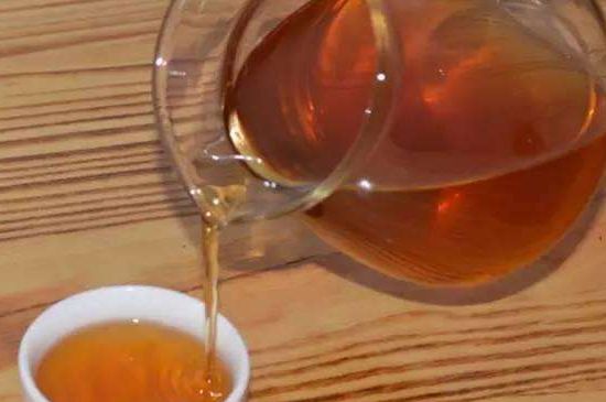 伏茶里的金花是黃曲霉素嗎，金花茯茶里的是什么菌