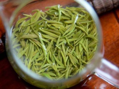 毛峰和毛尖哪個(gè)好一點(diǎn)，毛尖茶好還是毛峰茶好？