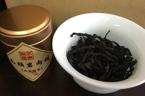 拼配的馬頭巖肉桂，還配叫馬肉嗎？請(qǐng)叫它“馬頭巖大紅袍”