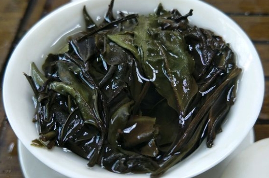 福鼎白茶貢眉和壽眉的區(qū)別，壽眉與貢眉有什么區(qū)別