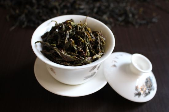 鋸朵仔跟鴨屎香哪個貴，鋸朵子和鴨屎香哪個好喝？