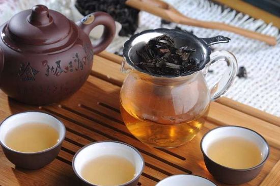 母樹大紅袍給誰喝了，為什么母樹大紅袍叫三棵六株？