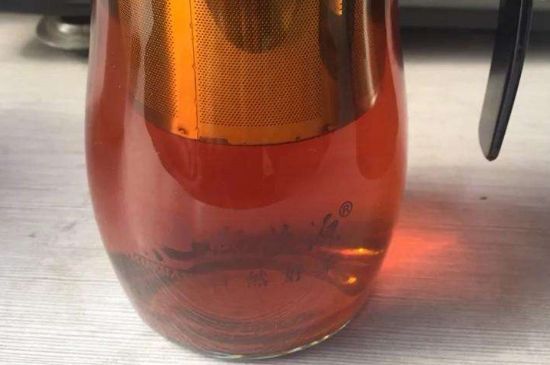 茯磚茶與普洱茶哪個(gè)好，茯茶和普洱茶口味區(qū)別