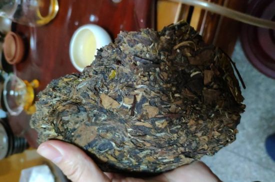 7年壽眉和2年白牡丹哪個(gè)好，老白茶壽眉與白牡丹的口感區(qū)別